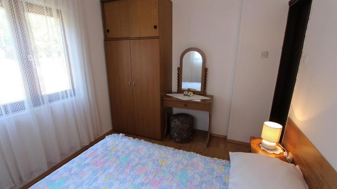 Apartments Trupec Malinska Exterior photo